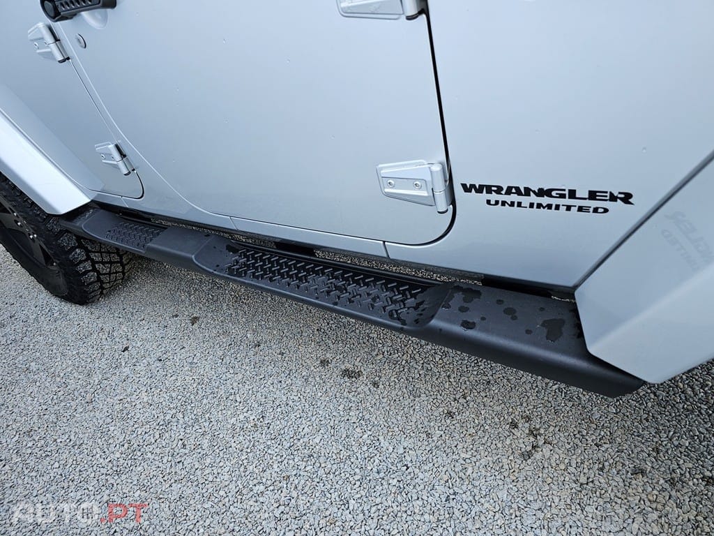 Jeep Wrangler 2.8 CRD ATX Sahara Limited
