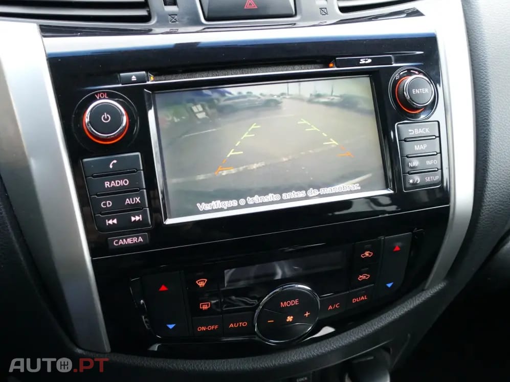 Nissan Navara 2.3 dCi CD 4WD N-Connecta Navi+Barras