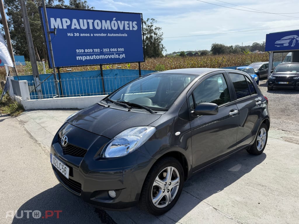 Toyota Yaris 1.0 VVT-i AC Manual