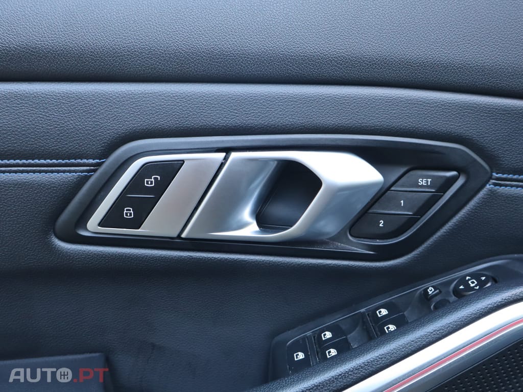 BMW 330 e Touring Pack M Auto.