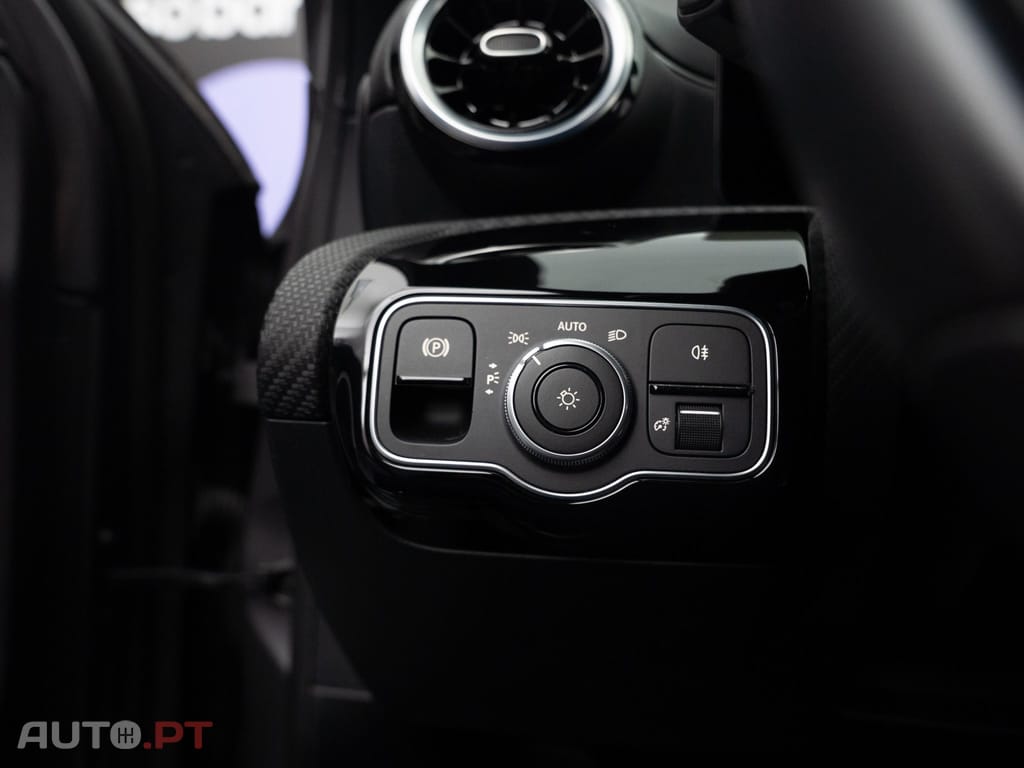 Mercedes-Benz A 250 e Style Plus