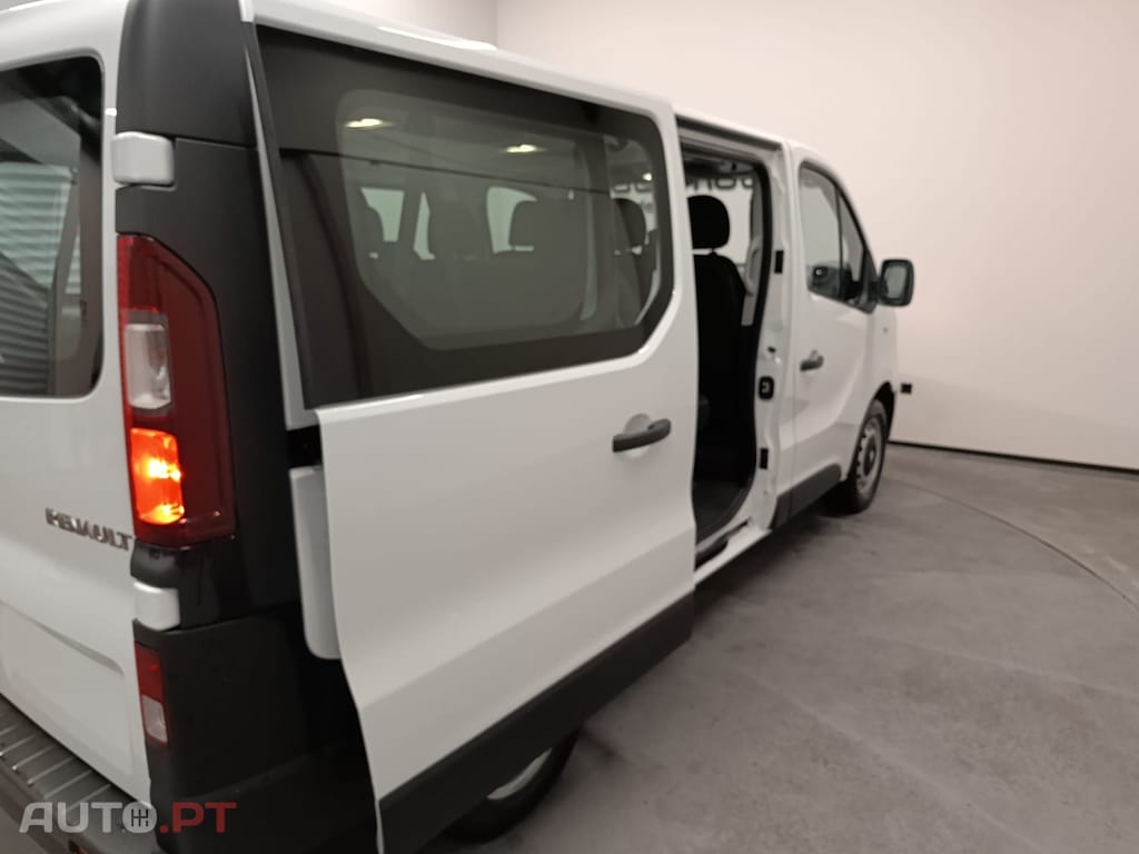 Renault Trafic 1.6 dCi Combi (9 Lug )