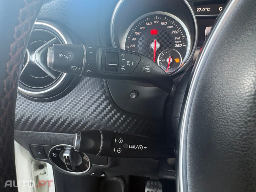 Mercedes-Benz A 180 d AMG Line