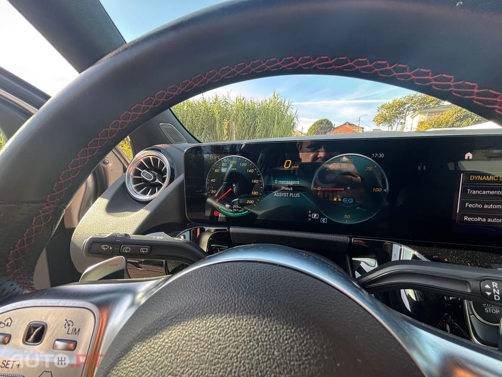 Mercedes-Benz EQA 250 AMG Line