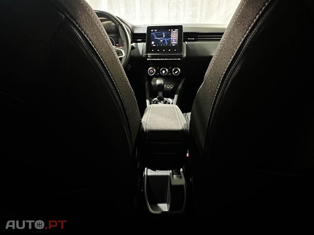 Renault Clio 1.6 E-Tech Intens