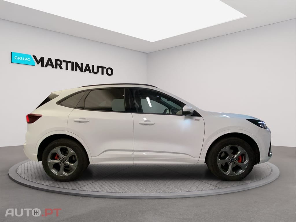 Ford Kuga 2.5 PHEV ST-Line X