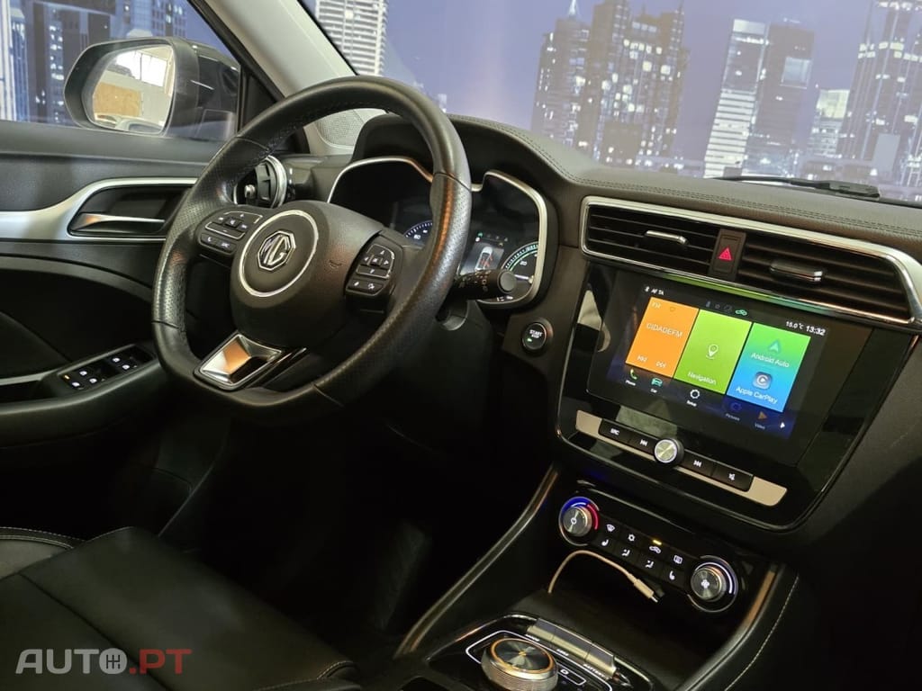 MG ZS EV 44.5 kWh Luxury