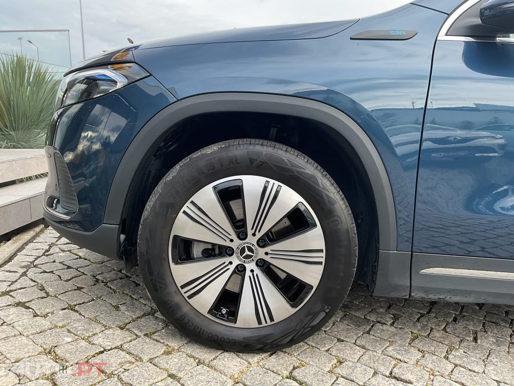 Mercedes-Benz EQA 250 Electric Art