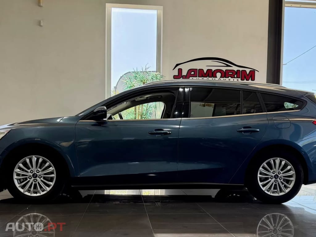 Ford Focus SW 1.0 EcoBoost Titanium