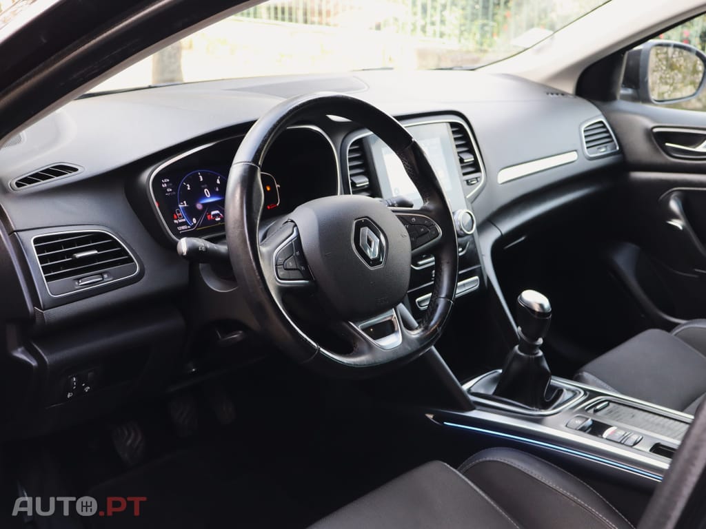 Renault Mégane Sport Tourer 1.5 Blue dCi Intens