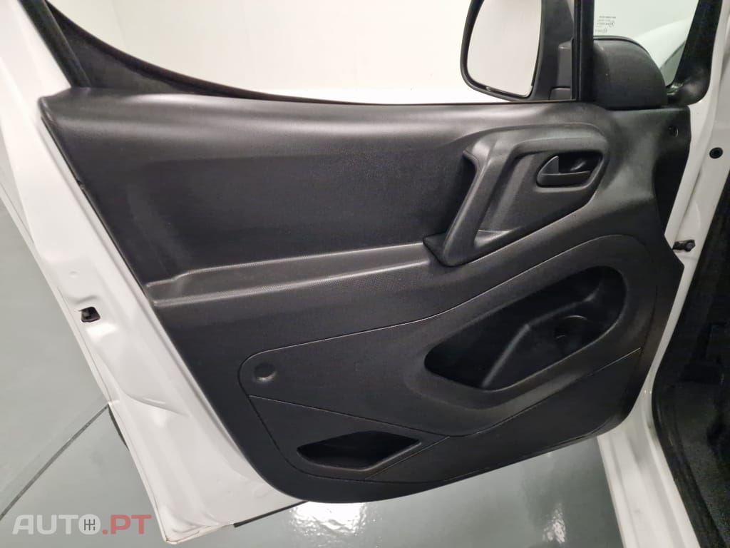 Peugeot Partner 1.6 BlueHDi L1 Premium 3L