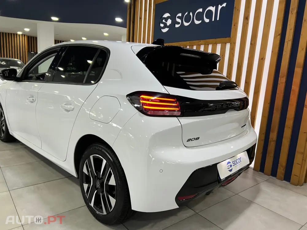 Peugeot 208 1.2 Hybrid Allure e-DCS6