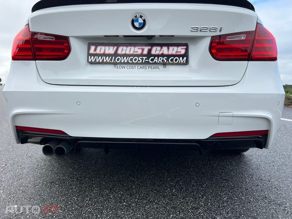 BMW 328 i Auto
