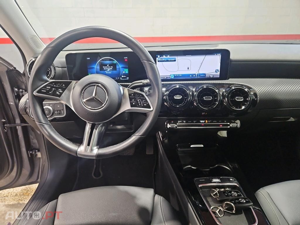 Mercedes-Benz A 250 e