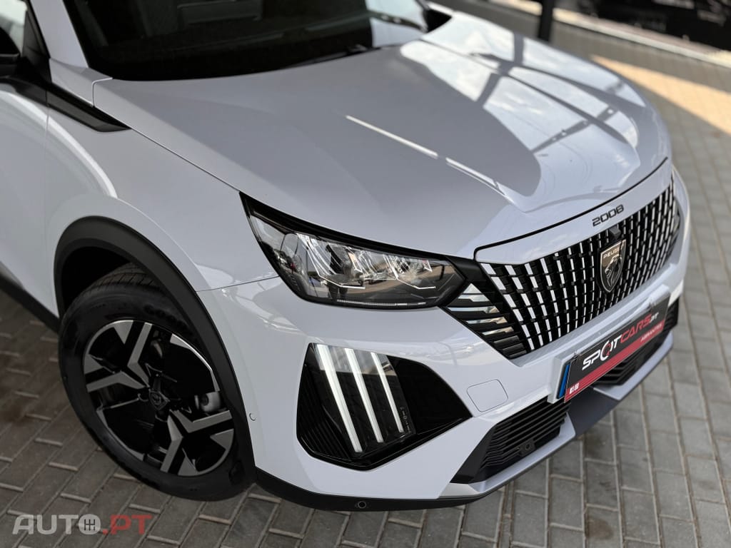 Peugeot 2008 1.2 PureTech Allure
