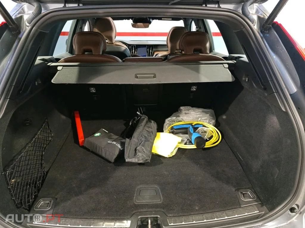 Volvo XC60 2.0 T8 PHEV Inscription AWD
