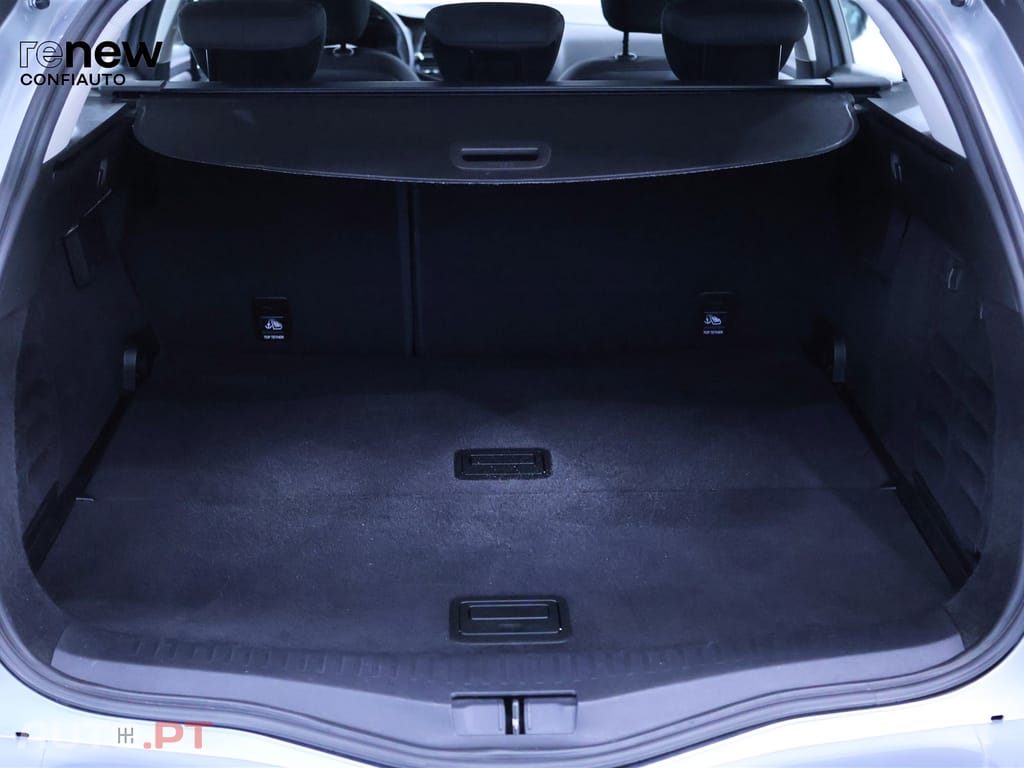 Renault 11 MEGANE 4 ST EQUILIBRE BLUE DCI 5