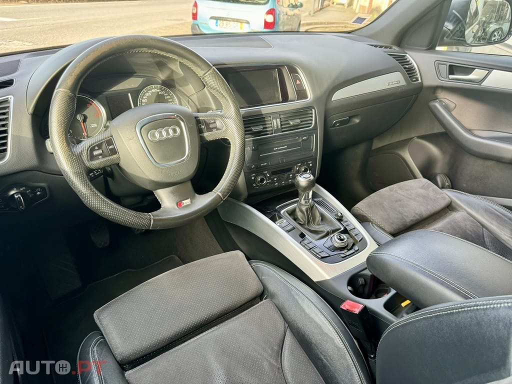 Audi Q5 2.0 TDi quattro S-line