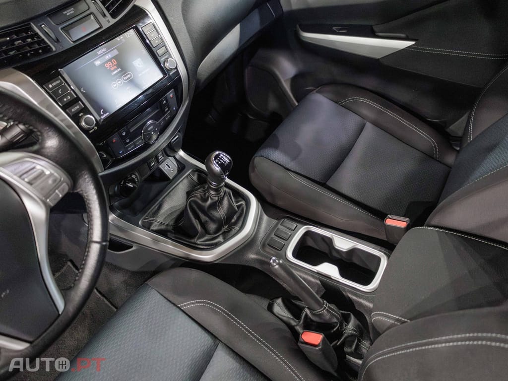 Nissan Navara 2.3 dCi CD 4WD N-Connecta
