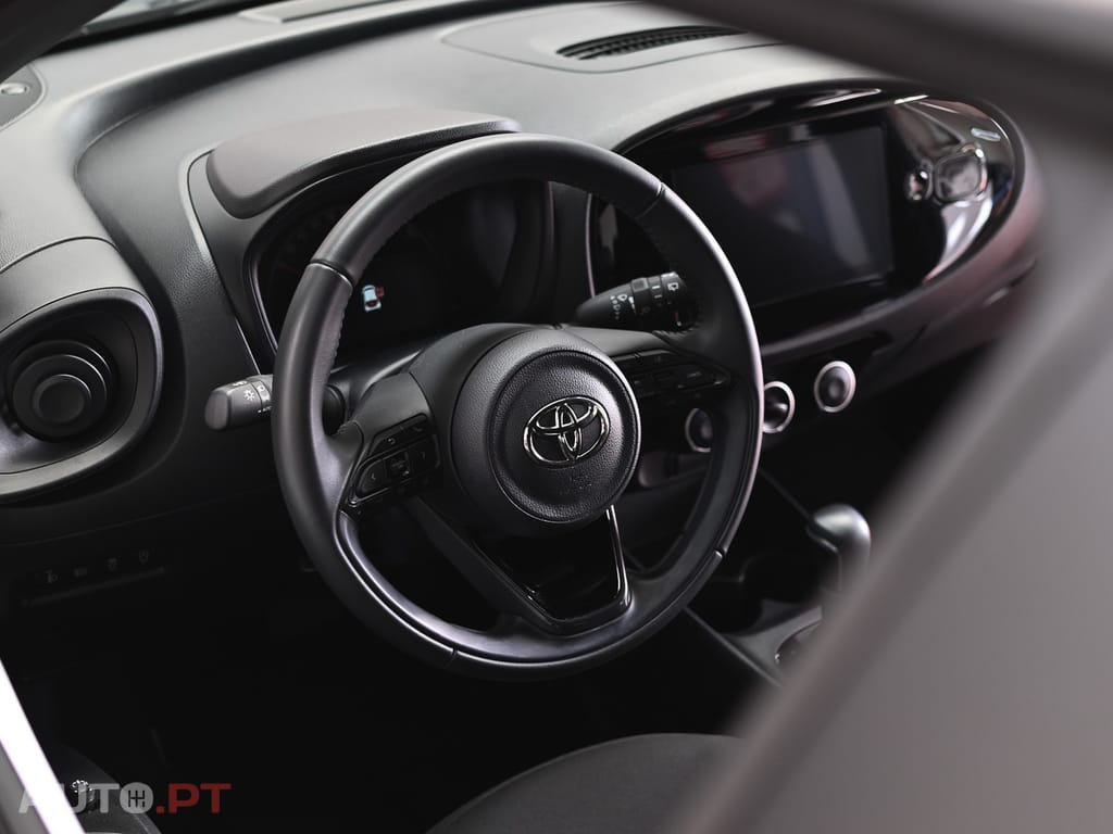Toyota Aygo X 1.0 Play CVT