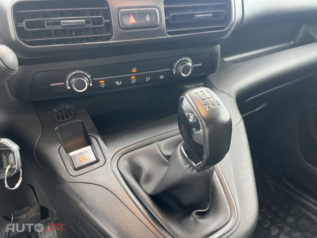 Peugeot Partner 1.6 BlueHDi L1 Premium