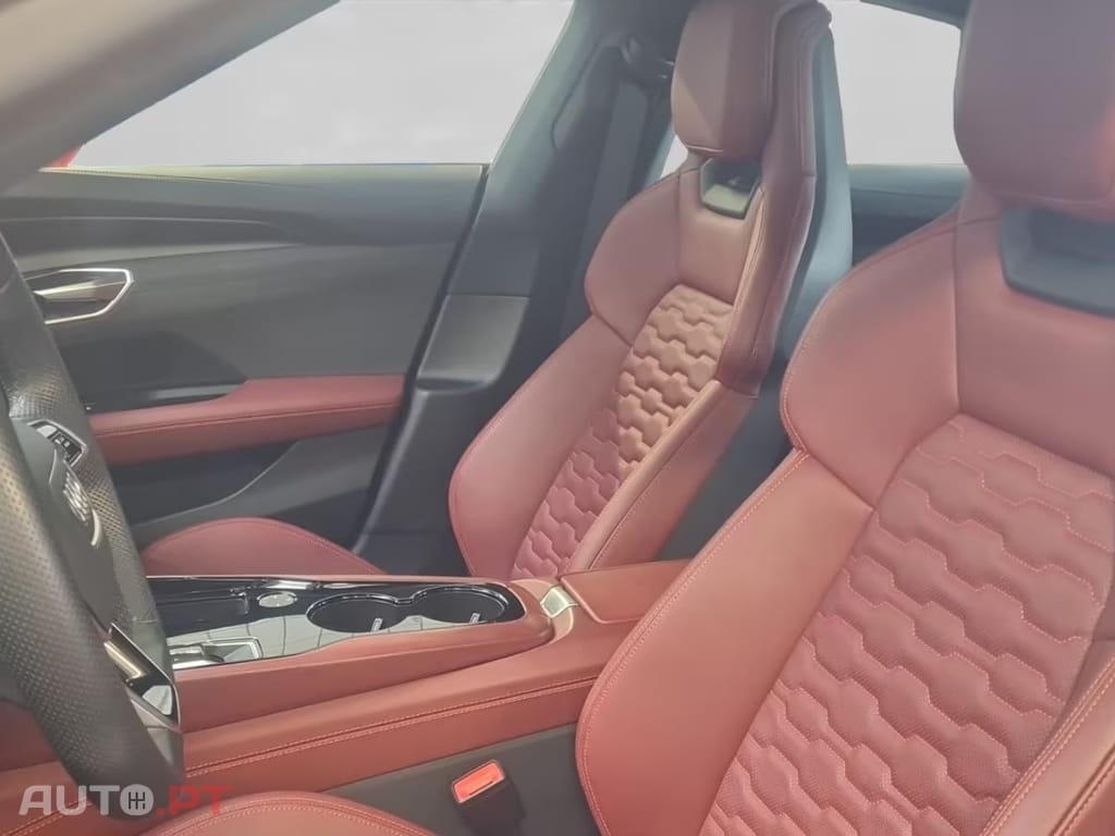 Audi E-Tron GT quattro