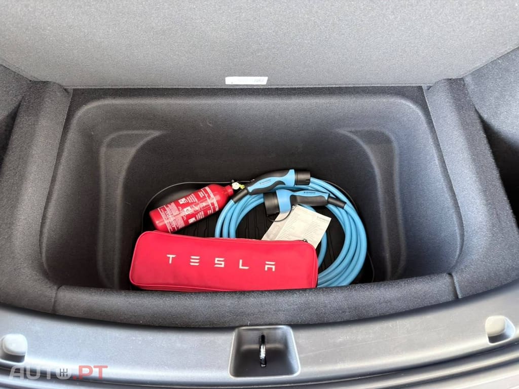 Tesla Model Y Tração Traseira