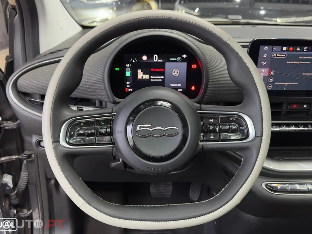 Fiat 500e La Prima