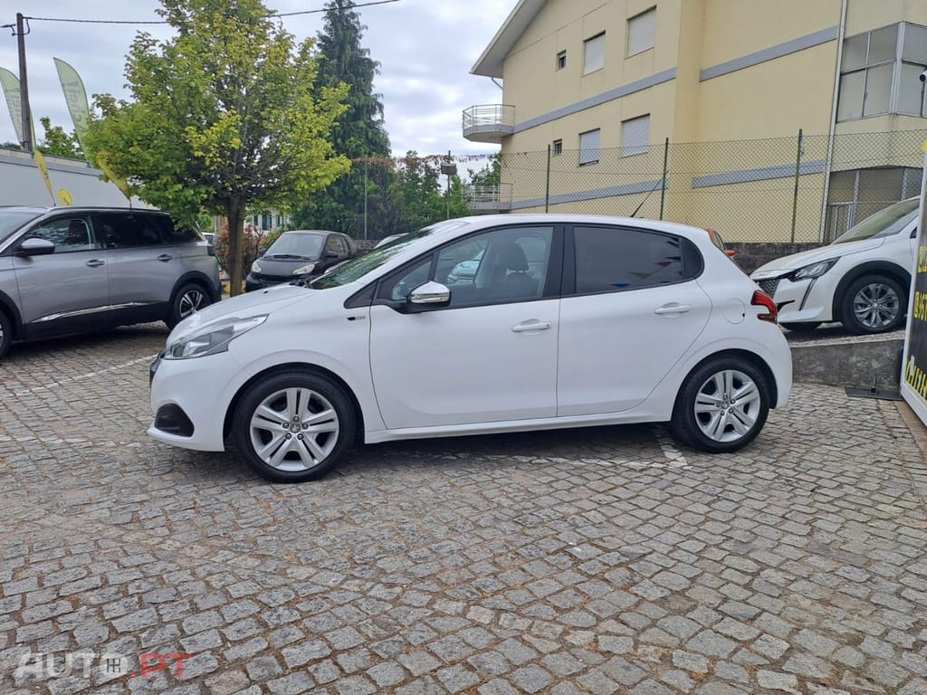 Peugeot 208 1.2 PureTech Style