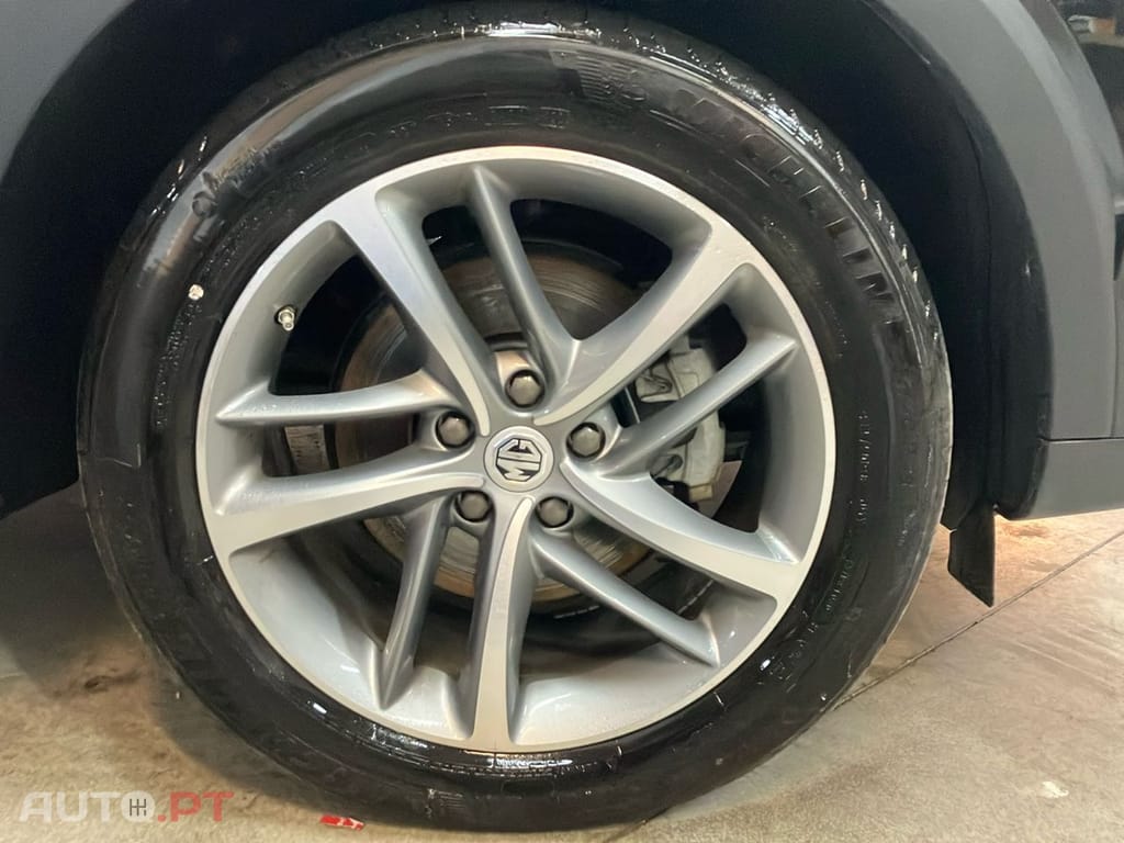 MG EHS 1.5 T-GDI Plug-in Hybrid Luxury