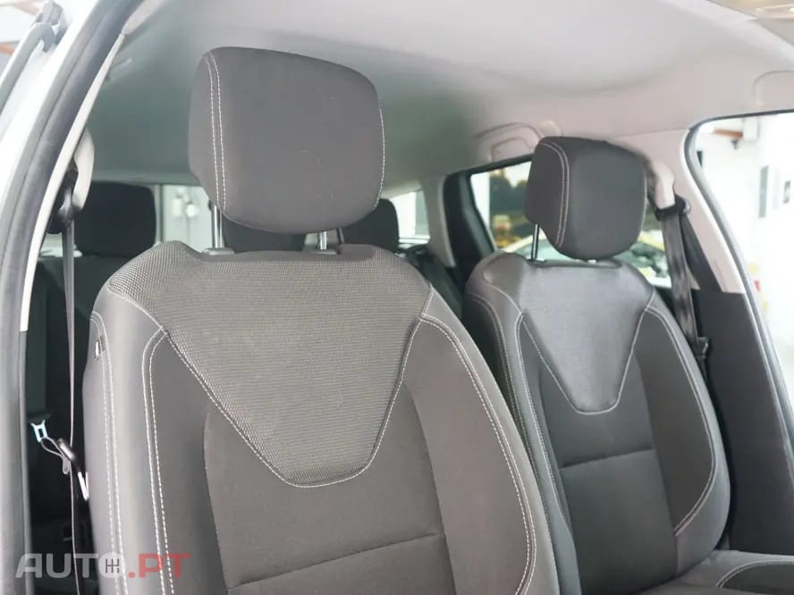 Renault Clio Sport Tourer 1.5 dCi Limited