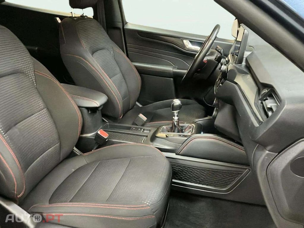 Ford Kuga 1.5 TDCi EcoBlue ST-Line