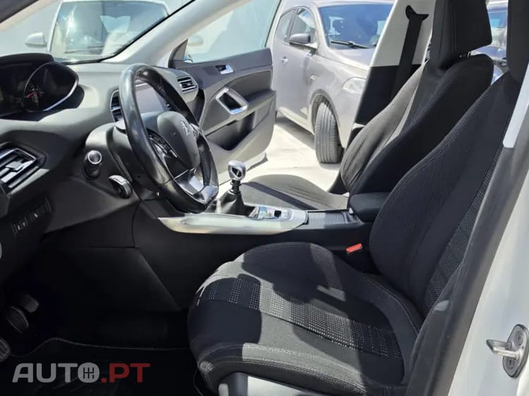 Peugeot 308 SW 1.6 BlueHDi Style