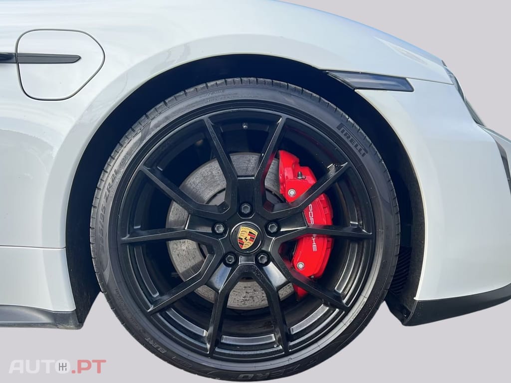 Porsche Taycan GTS I.V.A DEDUTIVEL 