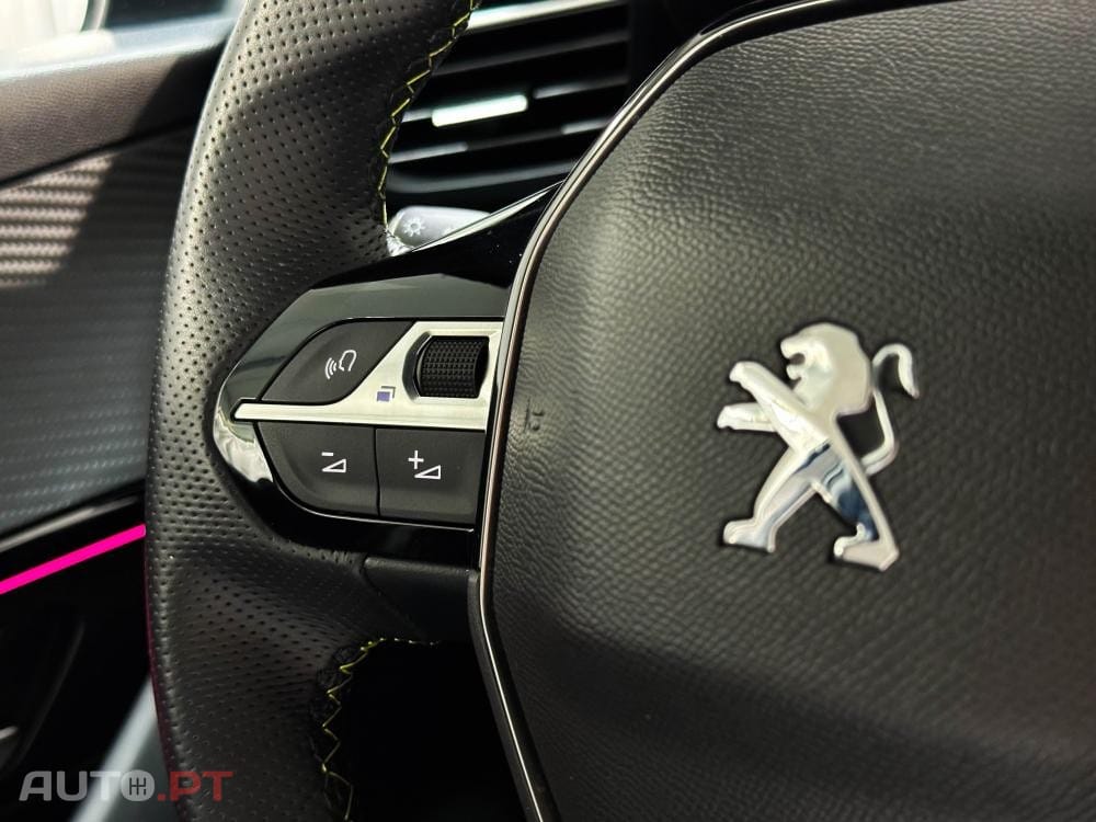 Peugeot E-208 50 kWh GT Pack