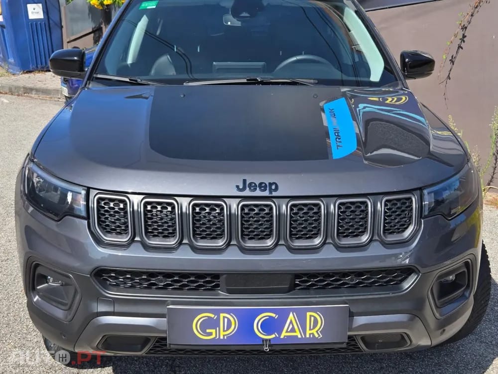Jeep Compass 1.3 T-GDI 4xe Auto Trailhawk — fotografia 3