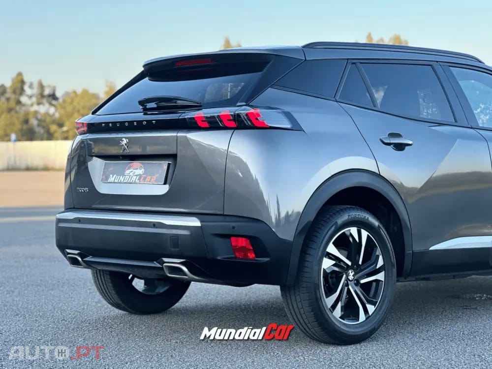 Peugeot 2008 1.2 PureTech Allure EAT8