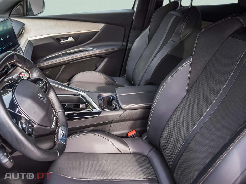 Peugeot 3008 1.6 Hybrid GT e-EAT8