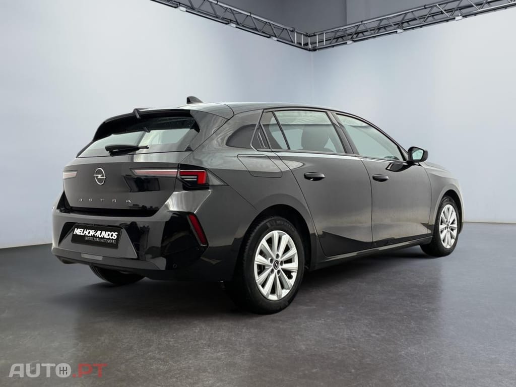 Opel Astra 1.2 T Edition