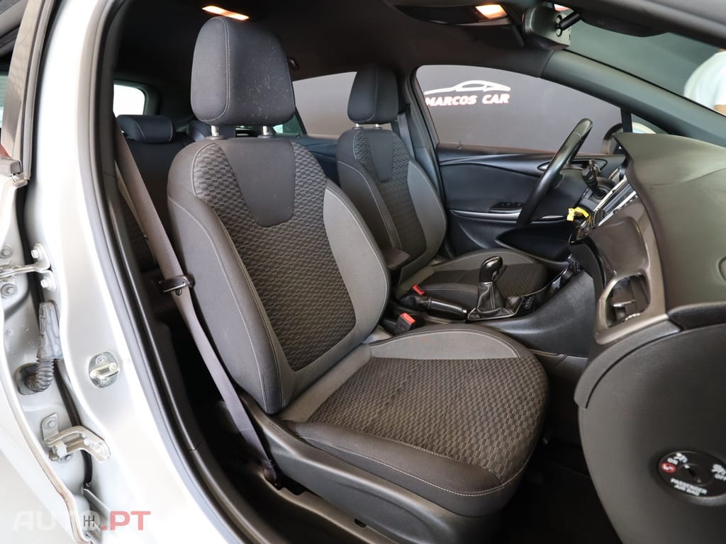 Opel Astra Sports Tourer 1.2 T Business Edition S/S
