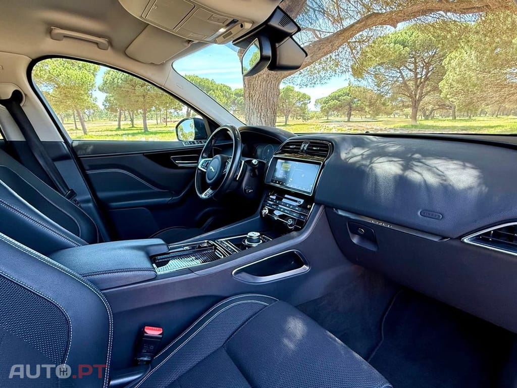 Jaguar F-Pace 25d AWD Aut. R-Sport