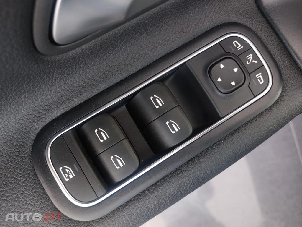 Mercedes-Benz A 250 e Style Plus