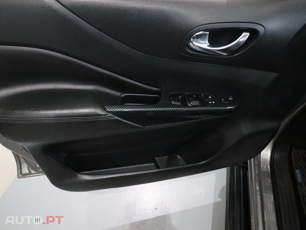 Nissan Navara 2.3 dCi CD 4WD Tekna Auto