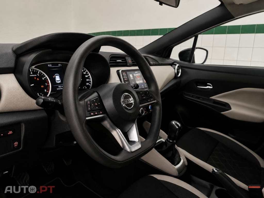 Nissan Micra 1.0 IG-T Acenta — fotografia 17