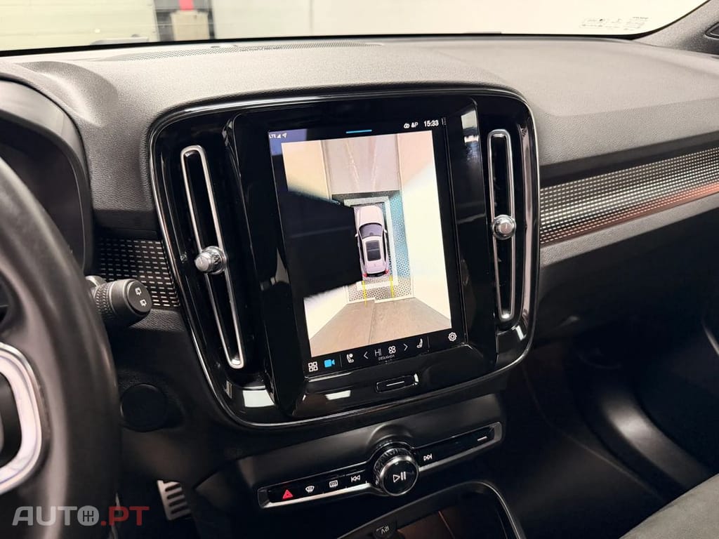 Volvo XC 40 P8 AWD Recharge RDesign — fotografia 7