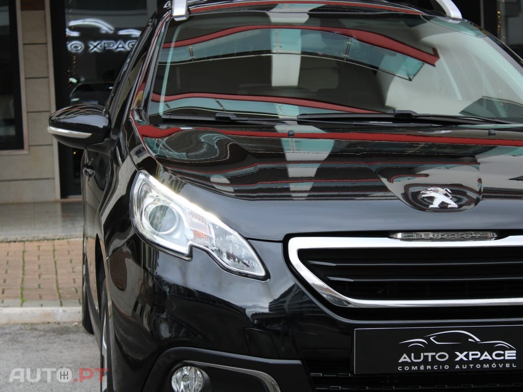 Peugeot 2008 1.2 PureTech Allure
