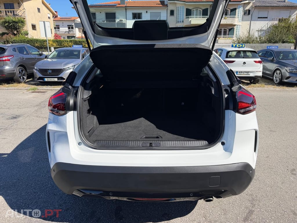 Citroen C4 1.5 BlueHDi Shine EAT8