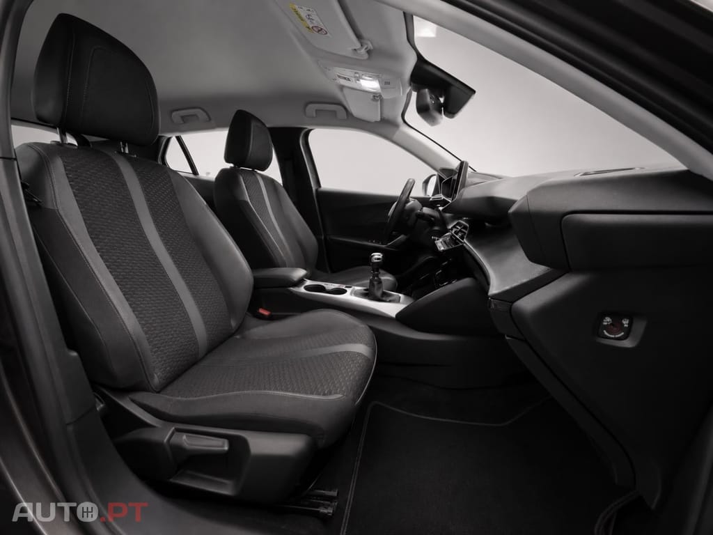 Peugeot 2008 Benzin 100 Allure