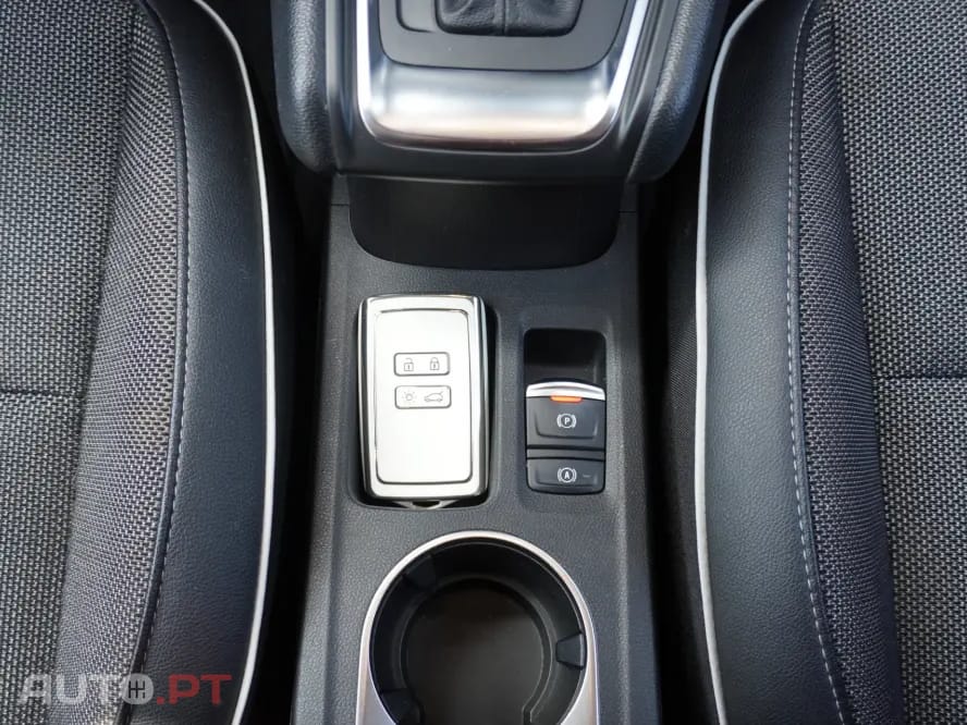 Renault Captur BLUE dCi 115 EDC INTENS