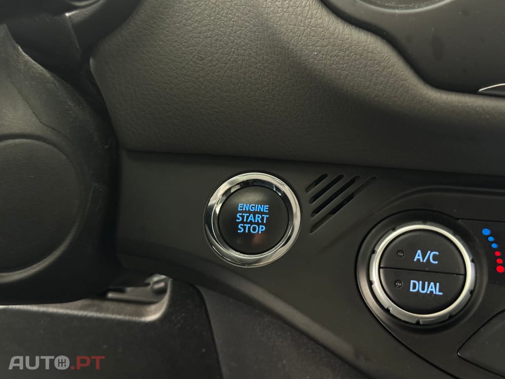 Toyota Yaris 1.5 VVT-i Exclusive+Pack Luxury